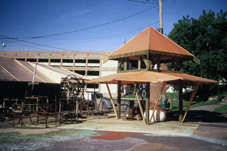 Ilot Fleurie Sculpture 8